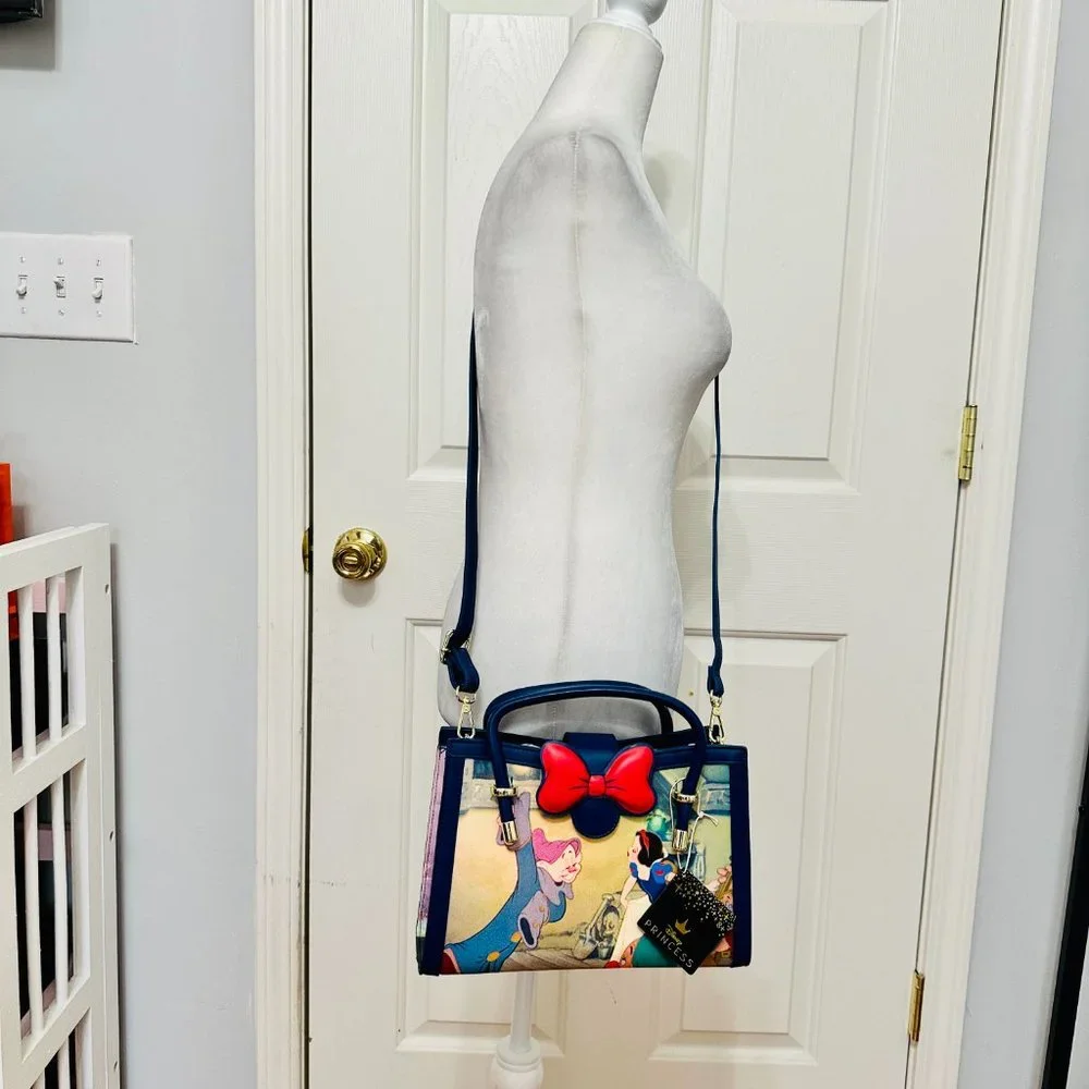LOUNGEFLY DISNEY PRINCESS SNOW WHITE AND SEVEN DWARVES CROSSBODY SATCHEL - Picture 2 of 11